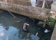 Mayat Mengapung di Parit Depan Hotel