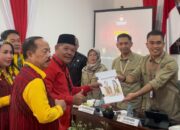 Yohanes Ontot – Susana Herpina Pendaftar Pertama Pilkada Sanggau