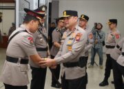 Kapolda Kalbar Pimpin Sertijab Empat Pejabat Utama, Tekankan Adaptasi dan Kinerja