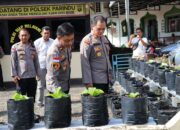 Wadir Binmas Polda Kalbar Tinjau Program Ketahanan Pangan di Polsek Parindu