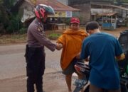 Polsek Toba Intensifkan Patroli Siang Hari, Cegah Potensi Gangguan Kamtibmas di Jalur Trans Kalimantan