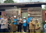 Kapolsek Kapuas Hadiri Penyalaan Serentak Listrik Gratis PLN “Light Up The Dream” di Desa Lape, Sanggau