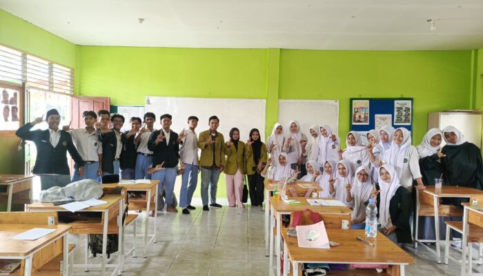 Mahasiswa STIT Darul Ulum Kubu Raya Gelar Sosialisasi Kampus di MAN 1 Kubu Raya