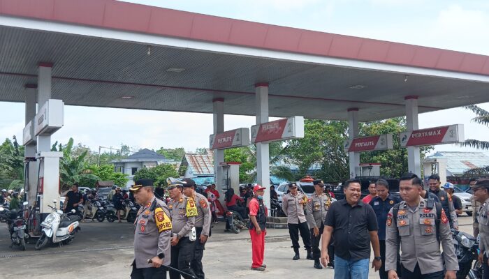 Kapolres Melawi Pantau Distribusi BBM Saat Kelangkaan, Pastikan Stok Terkontrol dan Lancar Tersalurkan