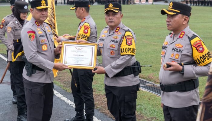 Kerja Keras Berbuah Penghargaan, Polres Melawi Juara 2 Program Lahan Produktif