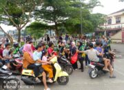 “Berbagi Berkah Ramadhan Season II : Srikandi Kogaphan FKBN Bagikan 100 Nasi Kotak Takjil di Alun-Alun Pondok Aren Tangerang Selatan”.