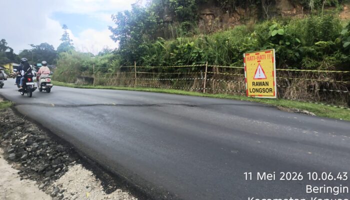 Jalan Sudirman di Tanjakan Semboja Kembali Longsor, Pengguna Jalan Diminta Hati-Hati