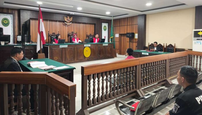 Polres Sanggau Kawal Sidang Perkara Pidana Terdakwa WF di Pengadilan Negeri Sanggau