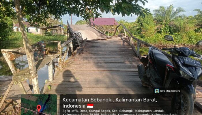 JEMBATAN RUSAK DI DESA SUNGAI SEGAK BELUM MENDAPAT PERHATIAN PEMERINTAH