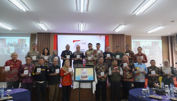 Kemenkeu Satu Kalbar-Tim PSIAP Perkuat Pemahaman Pajak melaluiCoaching Clinic dan Buku Panduan Praktis Coretax DJP