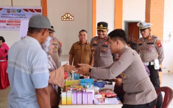 Polres Melawi Gelar Bakti Kesehatan Pengobatan Gratis Sambut Hari Bhayangkara ke-80