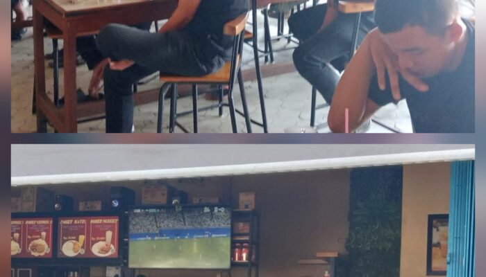 Koramil 1204-01/Kapuas Gelar Nobar Piala Dunia Bersama Masyarakat, Perkuat Sinergi dan Kemanunggalan TNI-Rakyat