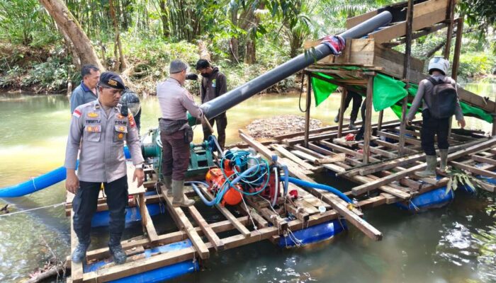 Sinergi Masyarakat dan Polisi Jaga Kondusivitas, Penanganan PETI di Meliau Masuki Tahap Penertiban
