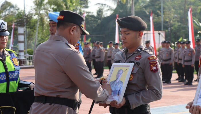 Tiga Personel Polres Melawi di PTDH, Setelah Melalui Proses Panjang.