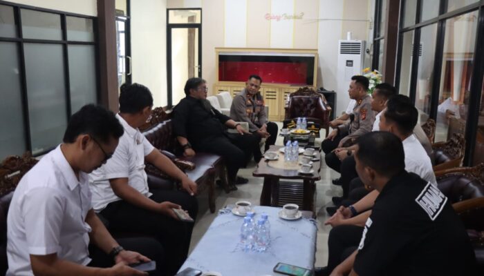 Perkuat Penegakan Hukum, Kapolres Melawi Bangun Sinergi dengan Pengadilan Negeri Sintang
