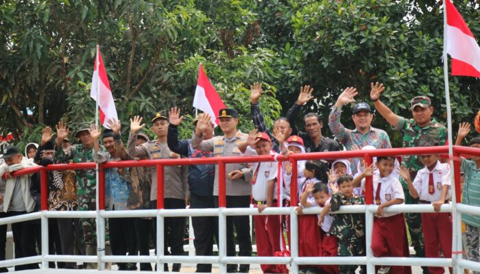 Kapolres Kubu Raya Hadiri Peresmian Ribuan Jembatan dan Sumber Air Bersih oleh Presiden Prabowo