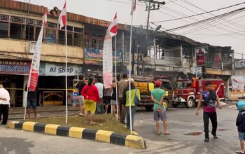 11 Ruko Terbakar di Jalan Jerendeng Abdurahman Bengkayang
