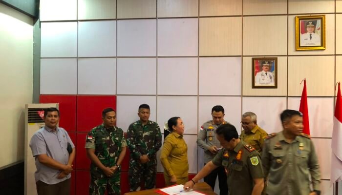 Pemkab Sanggau Naikkan Status Siaga Darurat Menjadi Tanggap Darurat Karhutla dan Kabut Asap